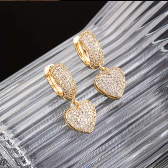 Beautiful Gold Diamond Heart Earrings - Picture 1 of 6